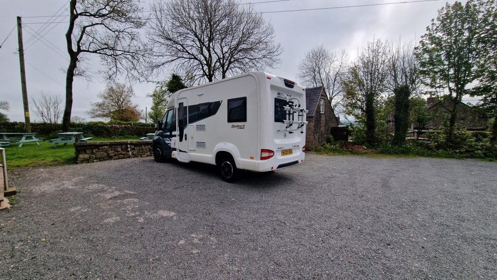 Hire a swift compact C404 motorhome